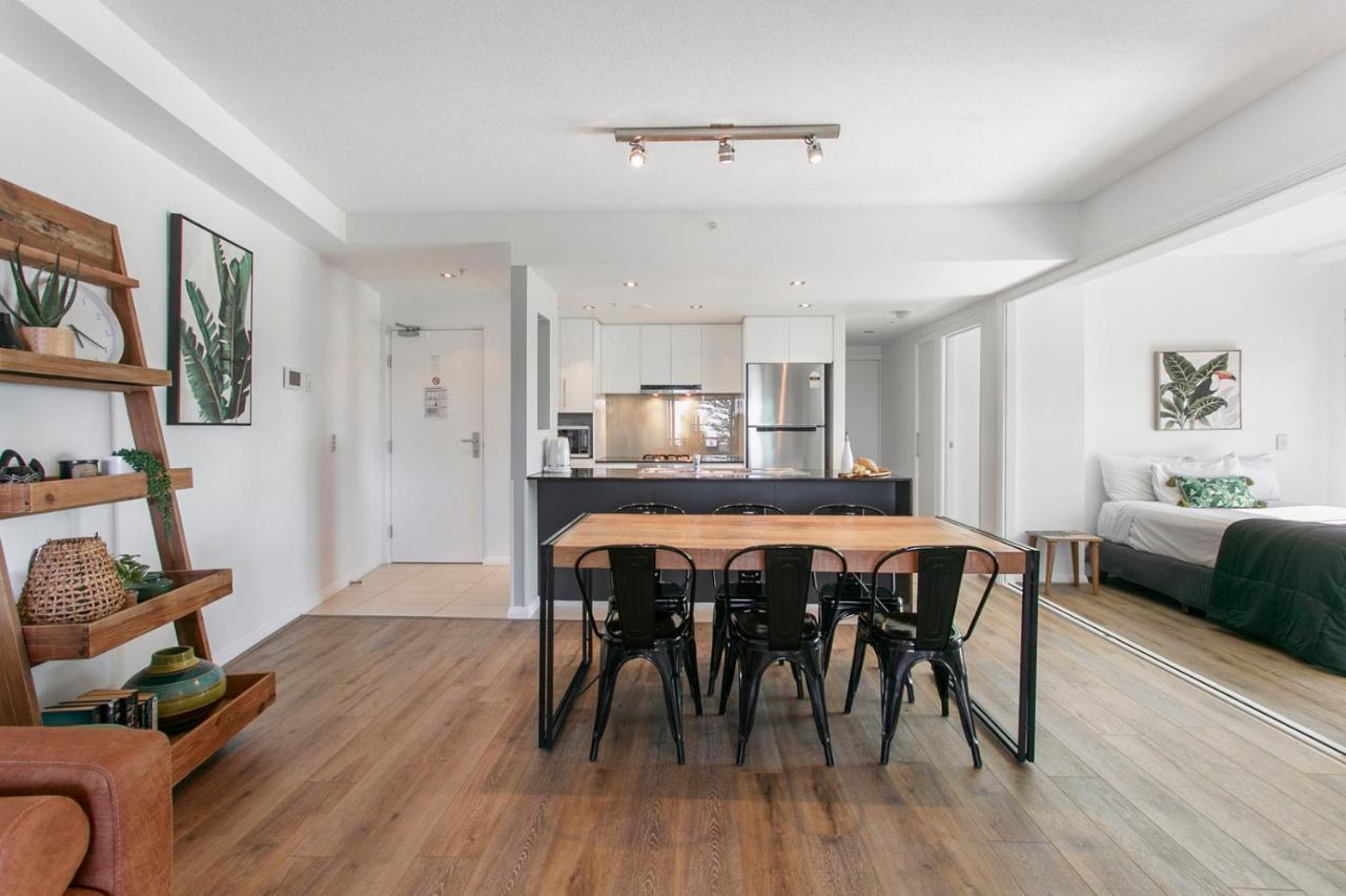 רדקליף Proximity Waterfront Apartments מראה חיצוני תמונה