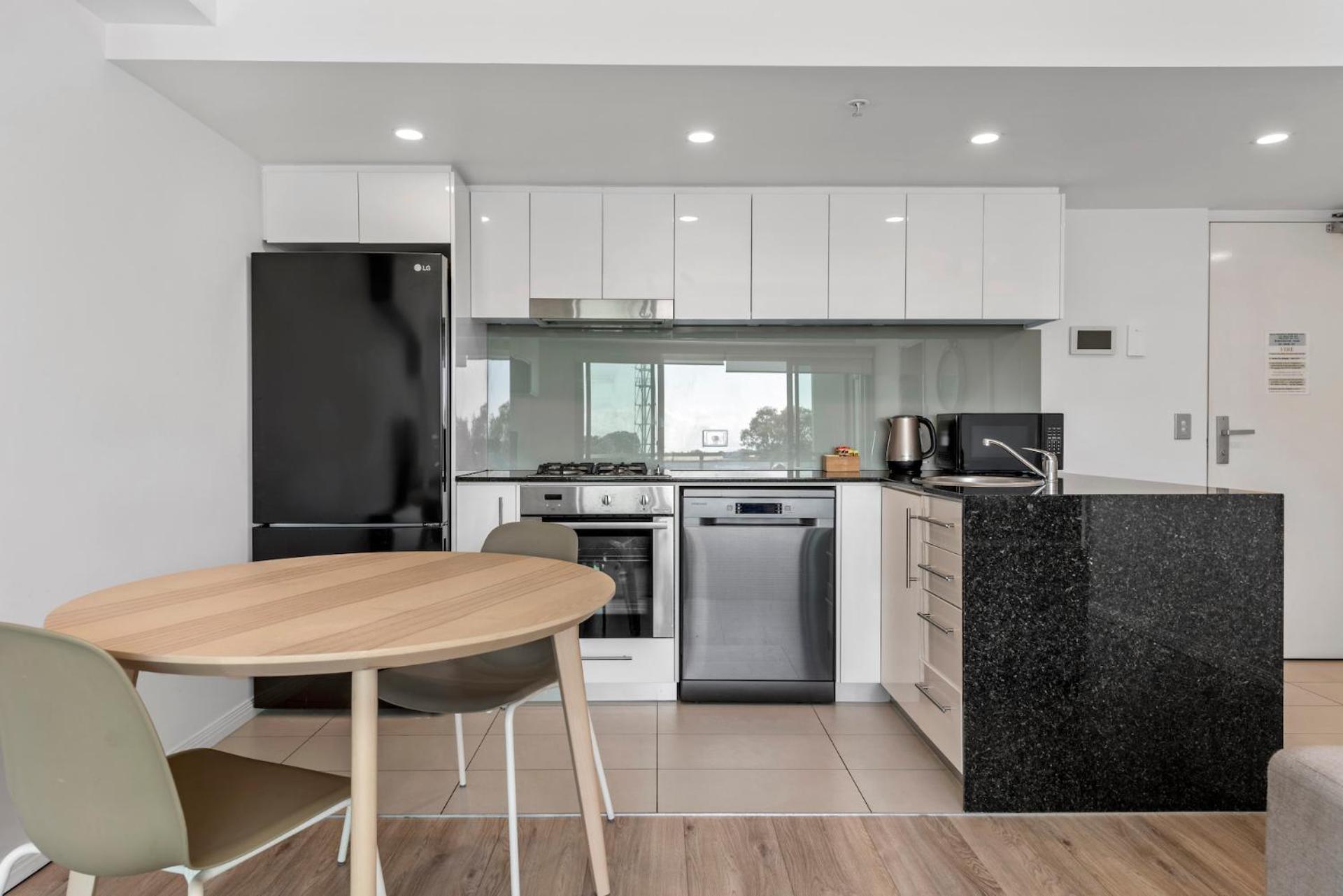 רדקליף Proximity Waterfront Apartments מראה חיצוני תמונה