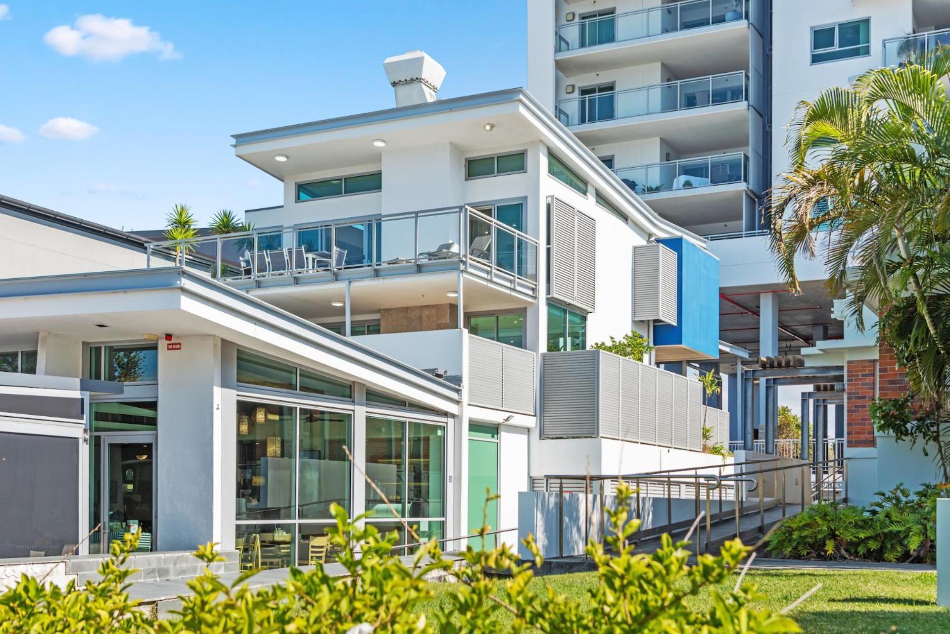 רדקליף Proximity Waterfront Apartments מראה חיצוני תמונה